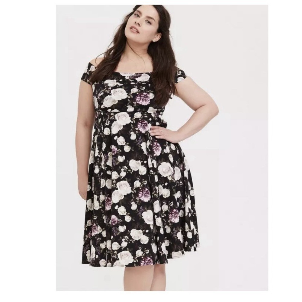 Torrid Black Purple Floral Scuba Knit Off Shoulder Flare Dress Size 1X Pockets